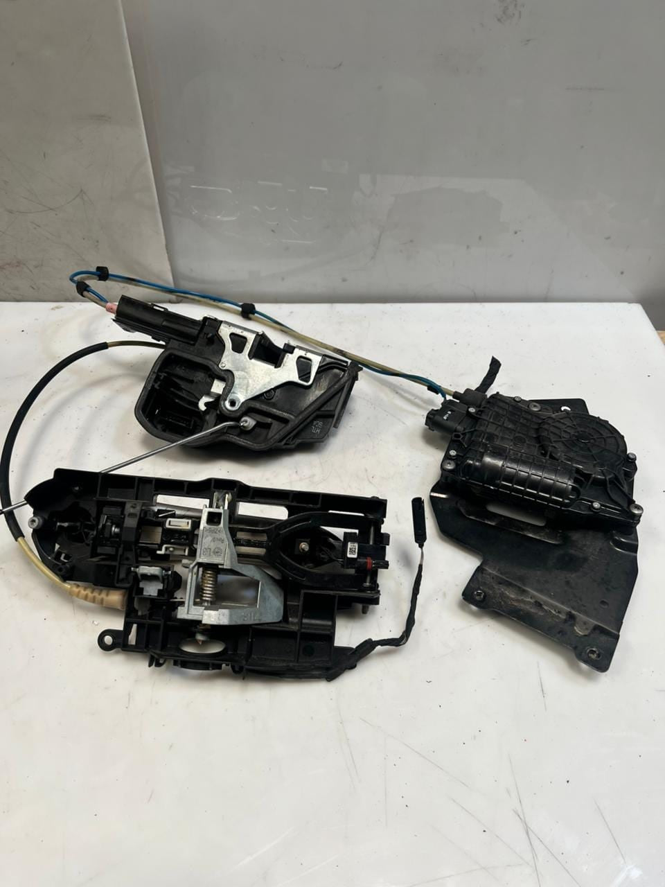 2013-2018 BMW 650i 6' F07 Gran Coupe Rear Left Door Lock Actuator 7276321 OEM