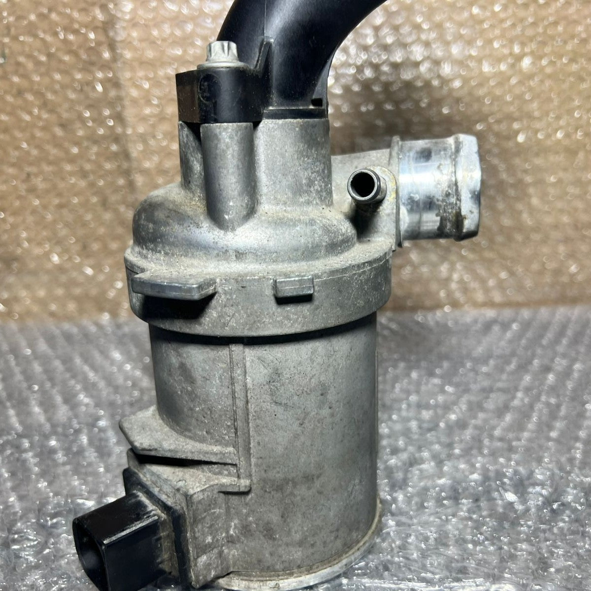 14-18 Mercedes-Benz W205 C-Class M274 Water Pump For Engine Cooling A274 2000207