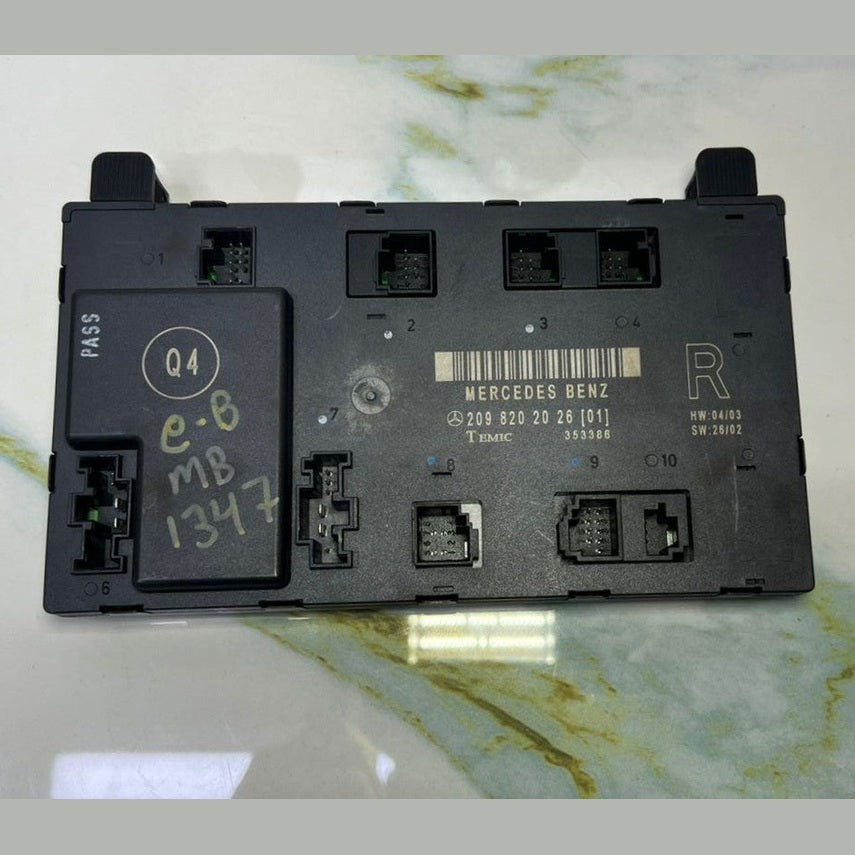 Mercedes W209 CLK-Class Front Right Side Door Control Module A209 8202026 OEM