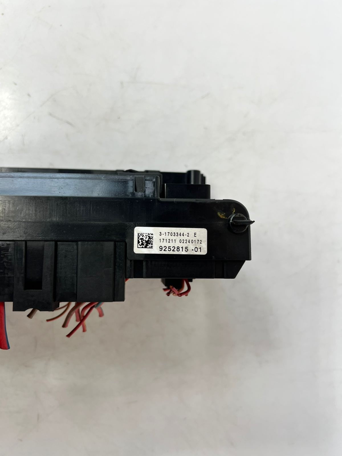 2008-16 BMW 535i F10 F11 F12 F13 F01 Front Power Distribution Box 9252815 OEM