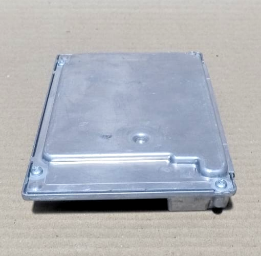 BMW E60 E61 E63 E64 E65 E66 5 6 7 series 5.0i N62 ENGINE DME CONTROL ECU 7549700