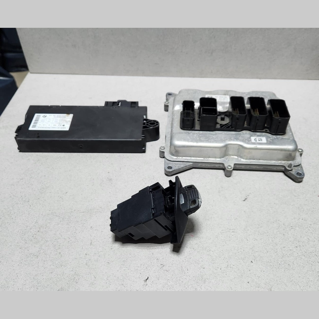 2012 BMW X1 Engine Control Unit ECU Set 8603576 X1 E84 20i N20