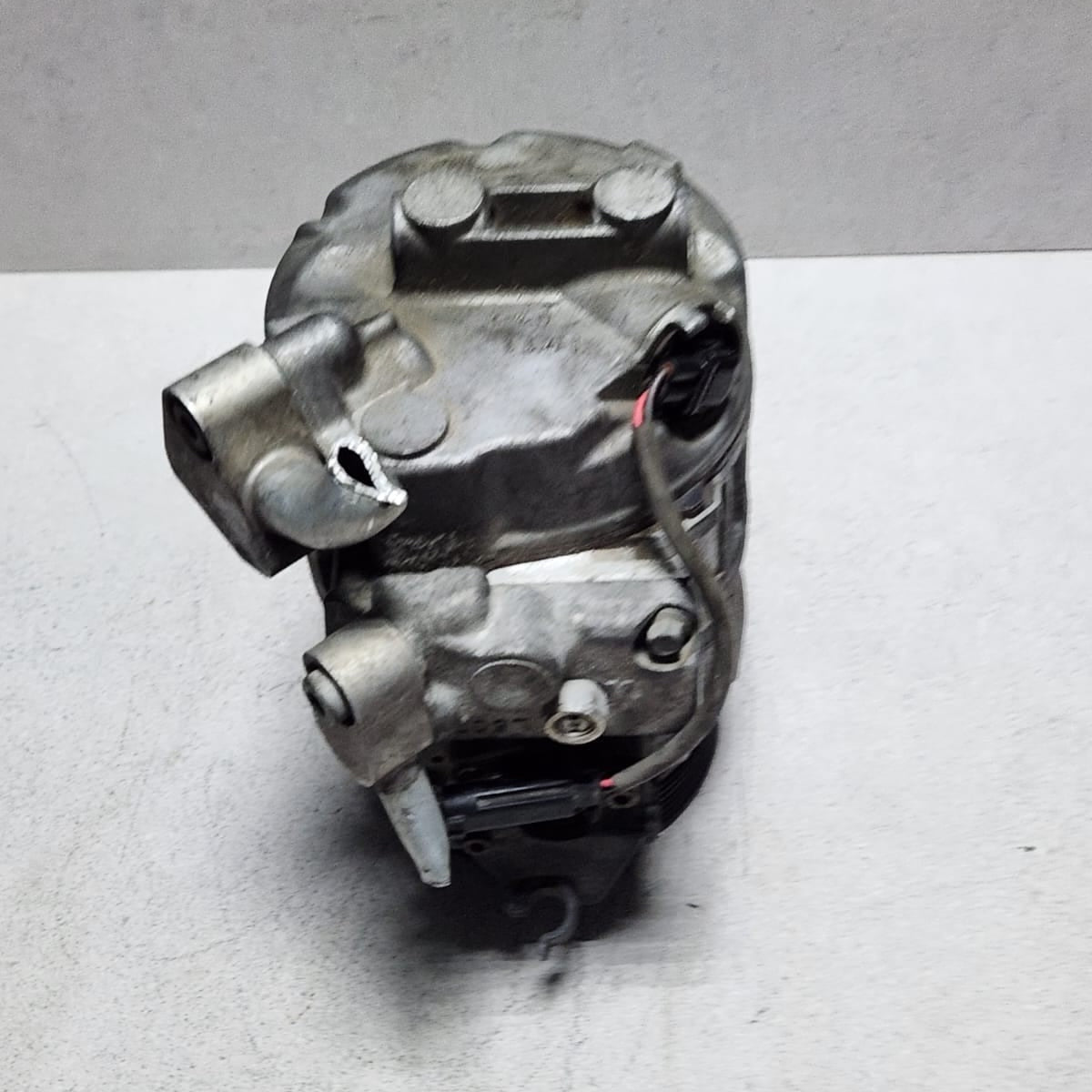 2007-2013 BMW 335i A/C Compressor 6956719 335i E90 E92 E93 N54 N55