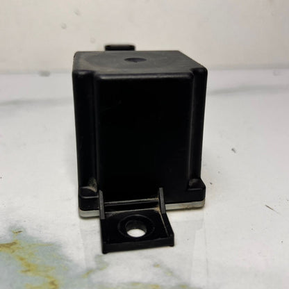 2015-2019 Mercedes-Benz C180 Voltage Converter A 205 9053414 C300, and C43
