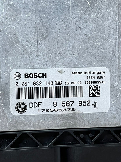 BMW 218d 2015 F45 B47 ENGINE CONTROL UNIT ECU KIT DDE 8587952