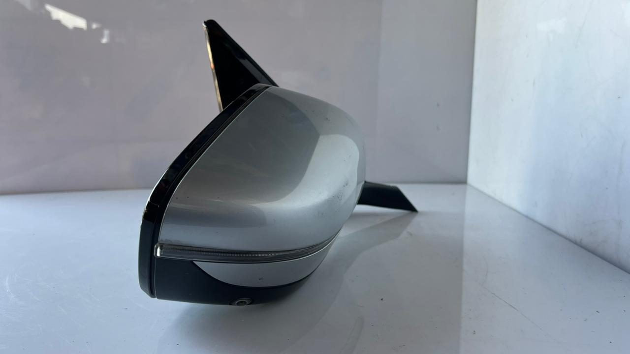 2013 BMW 550i Side View Mirror A046412 SILVER
