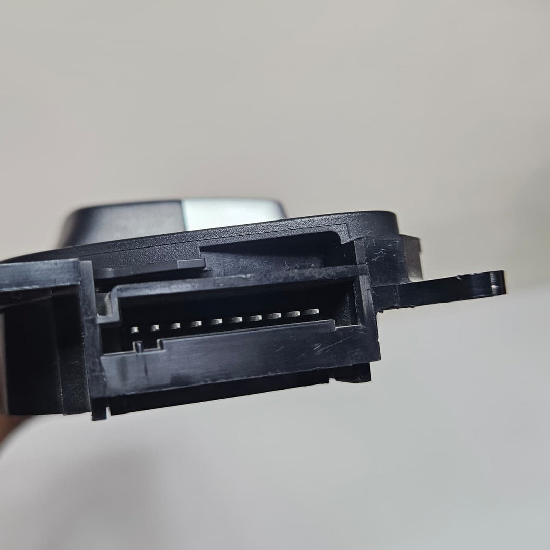 2018-2024 BMW X3 Seat Adjustment Control Switch 9390115 USED