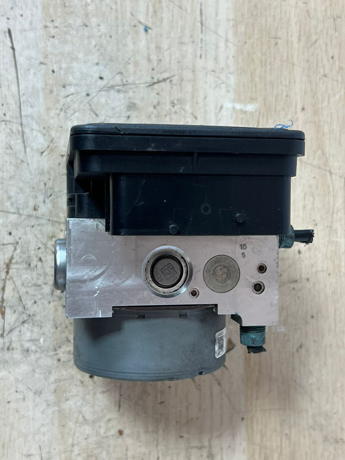 BMW F30 3 Series Anti-Lock ABS Brake Pump Module Assembly Unit 6869726