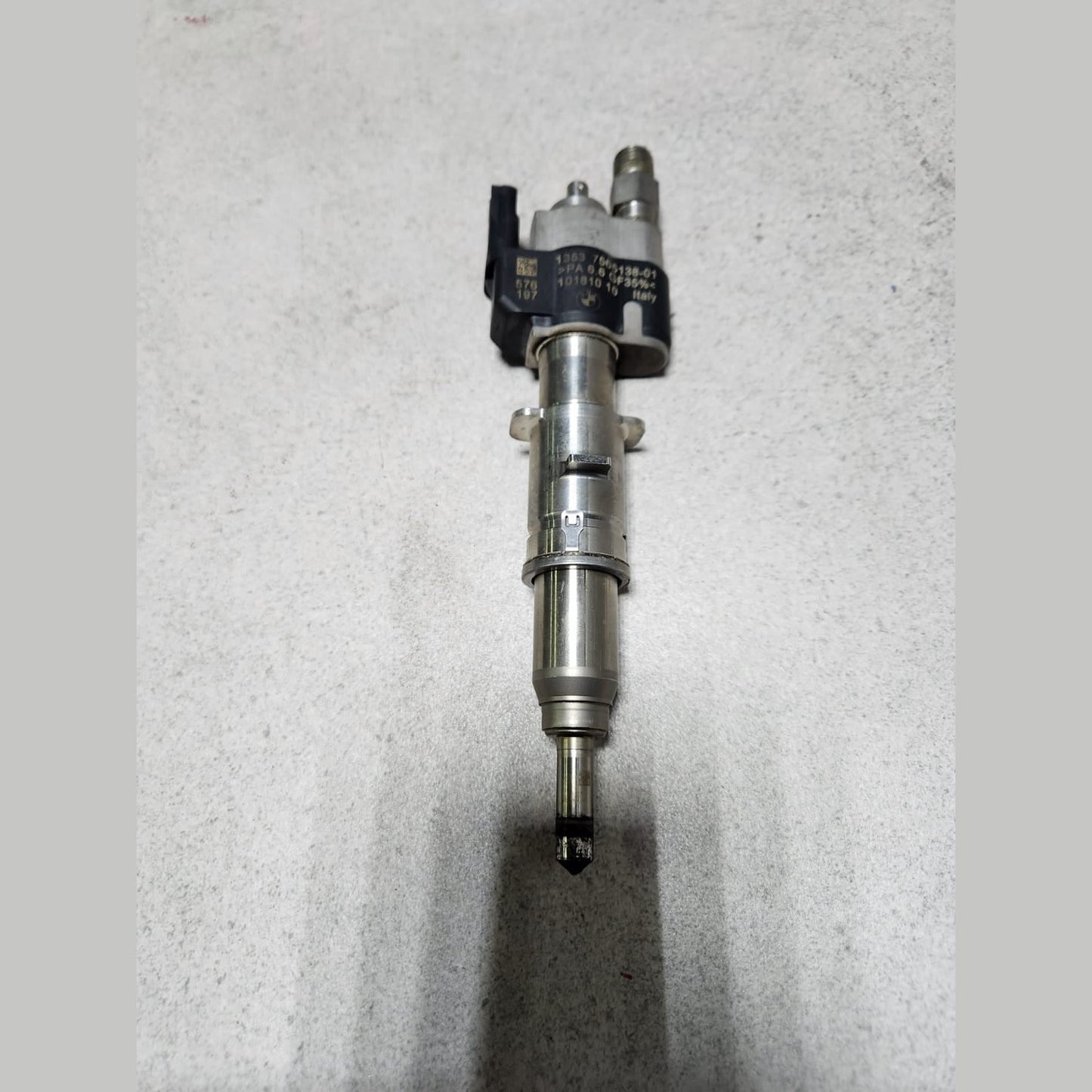 BMW Direct Fuel Injector 7565138 3 5 6 and 7-Series 