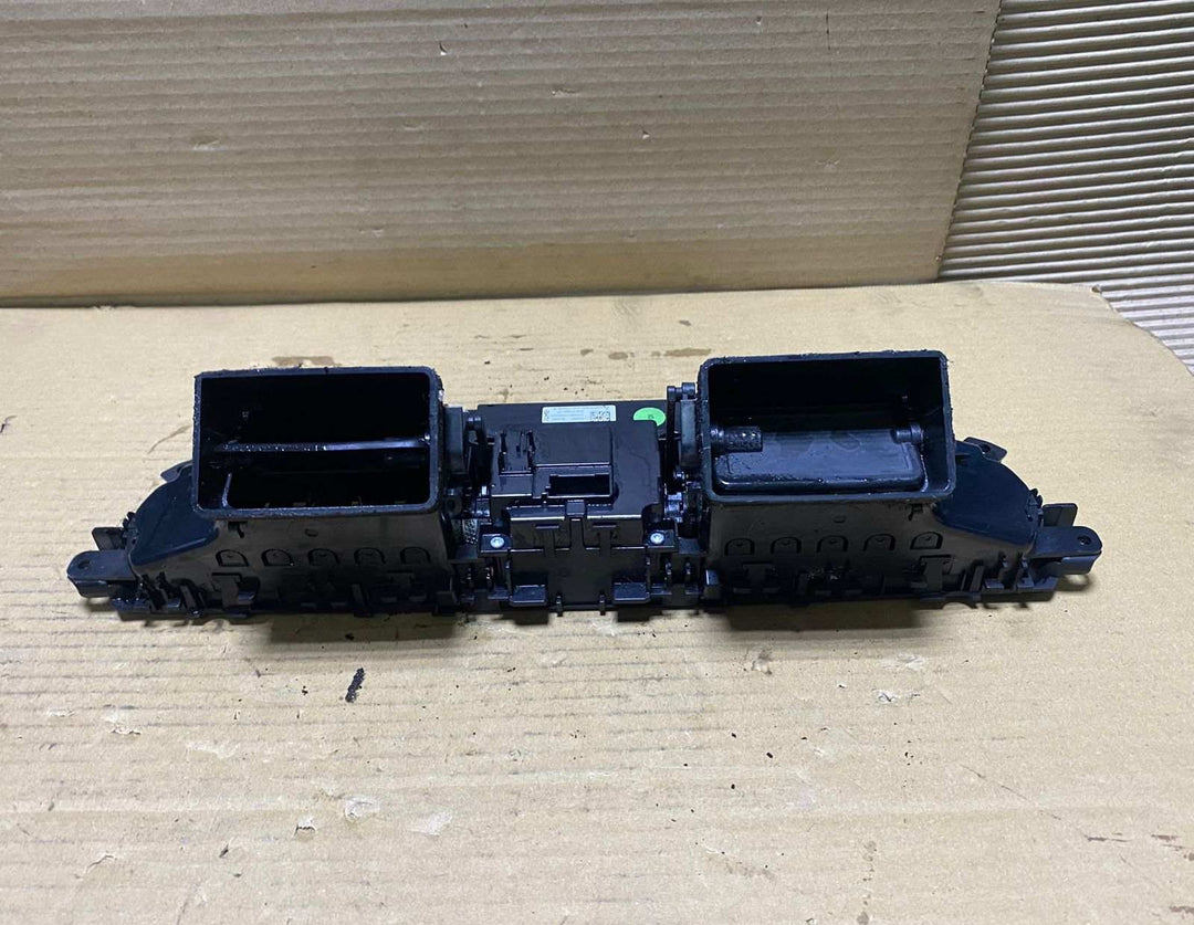 2019 BMW 118i Climate Control Panel 4A0EDE9  F40 1 Series and F44 2 Series Gran 