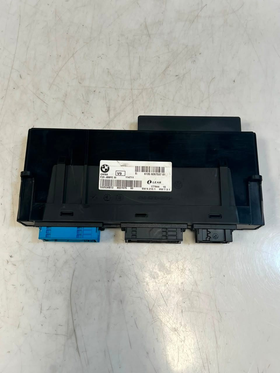 2010-2017 BMW X3 F25 Comfort Control Unit Body Module Junction Box 9267537