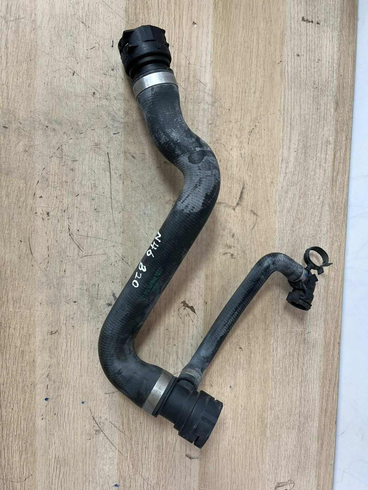 BMW 3 Series E90 E91 E92 E93 Engine coolant pipe Radiator Hose 17127531768 