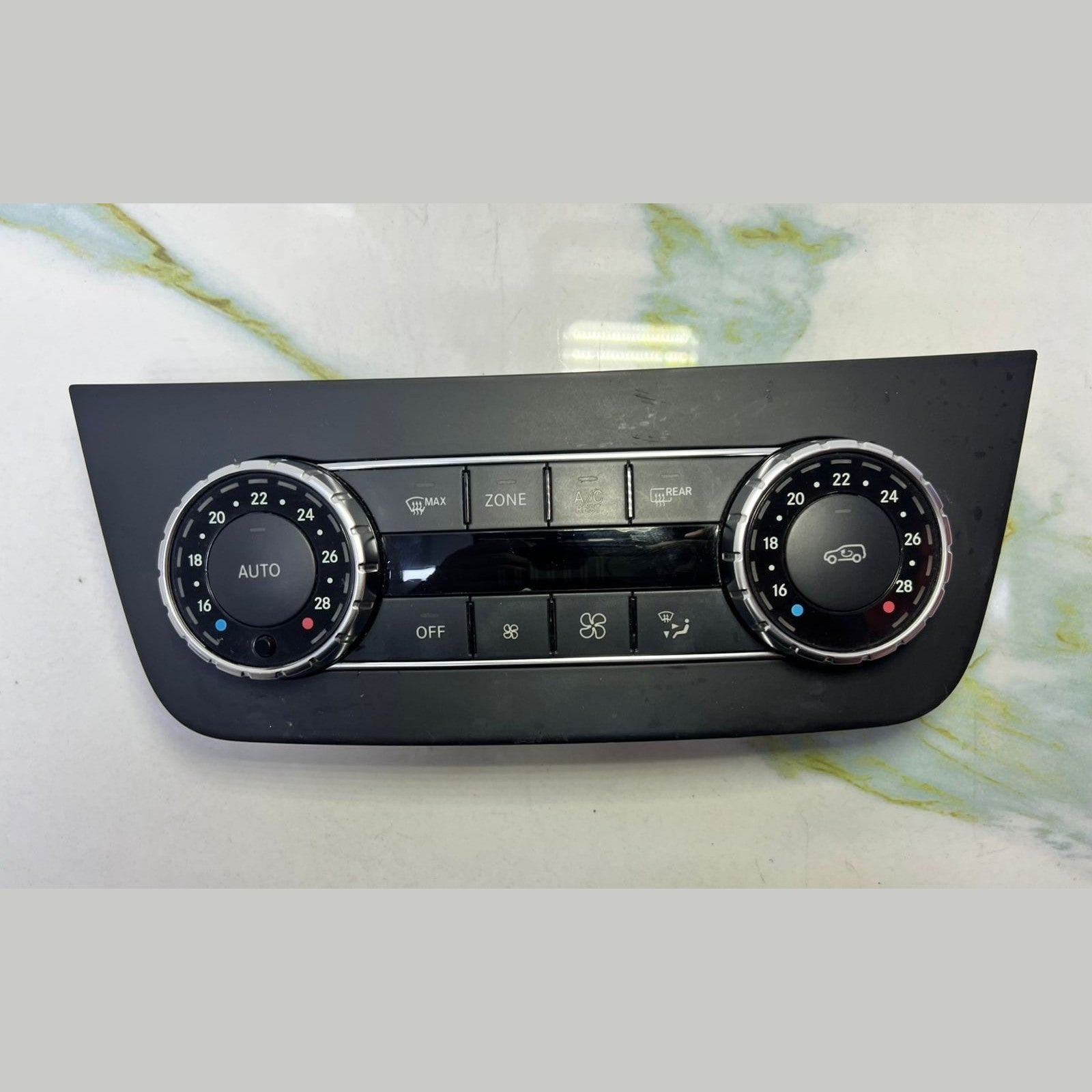 12-2015 Mercedes ML350 Climate Control Panel A1669008103 ML Class W166 GLE W292