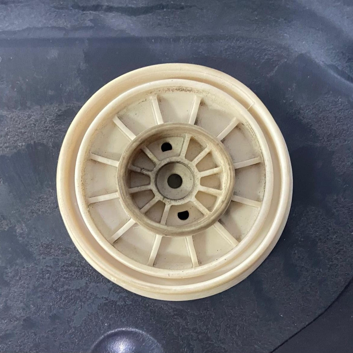 OEM BMW 7 F01 F02 F03 F04 Front Subwoofer Speaker LEFTSide 9227483