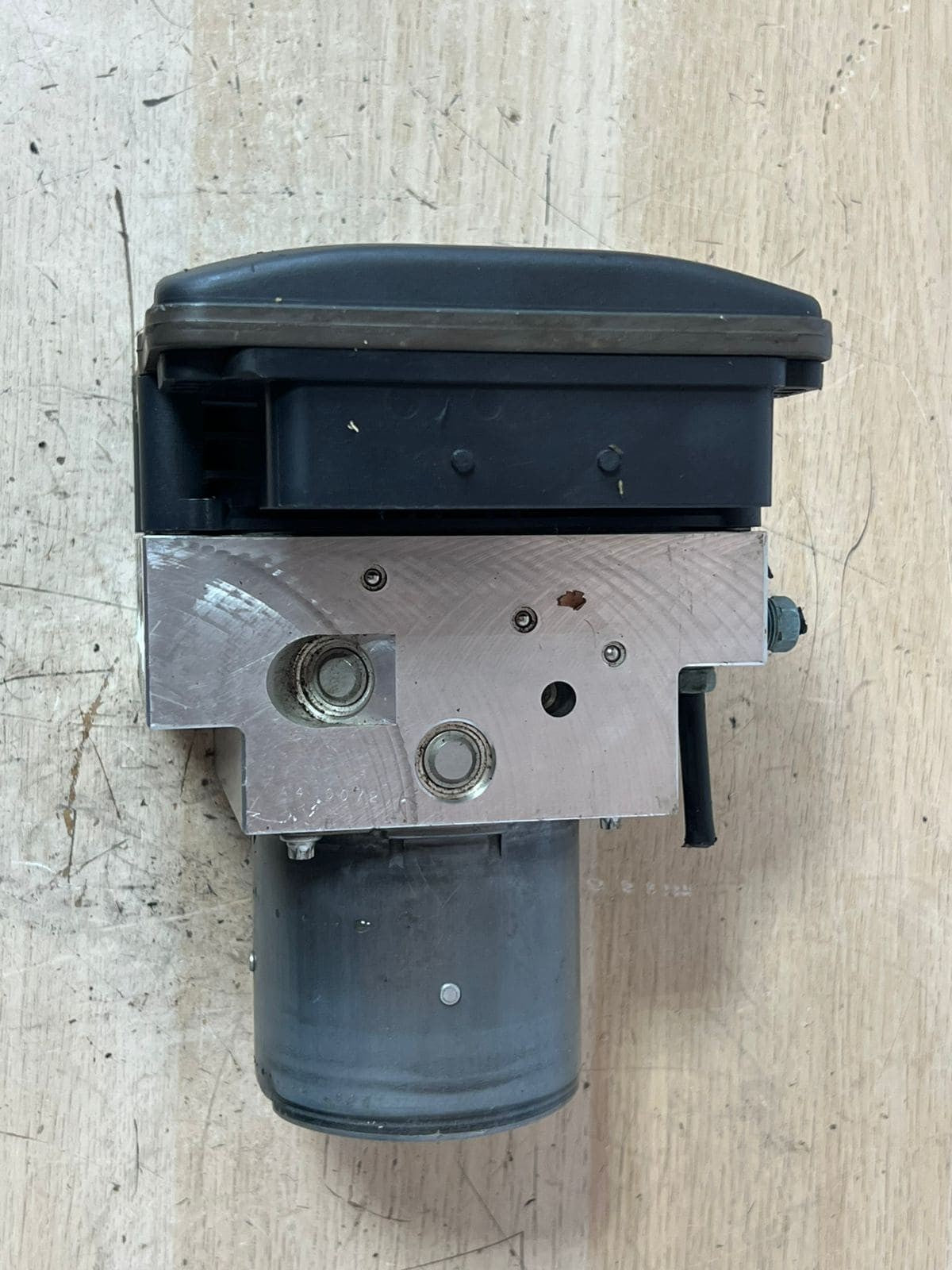 BMW 5 F10 HYBRID HYDRAULIC BLOCK PUMP ABS DSC ECU UNIT MODULE 6860157 -6860154