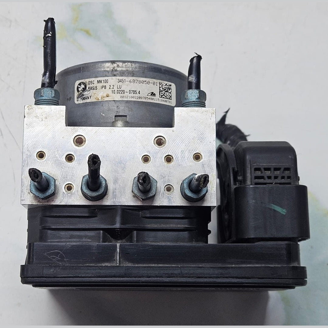 2015-2016 BMW X1 Abs Hydraulic Pump Control Module 6878051