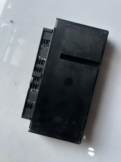 BMW E60 E61 E63 E64 5' Gateway Control Module 9186170