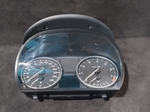 Load image into Gallery viewer, BMW 3 E90 E91  SPEEDOMETER / INSTRUMENT CLUSTER - 9242344
