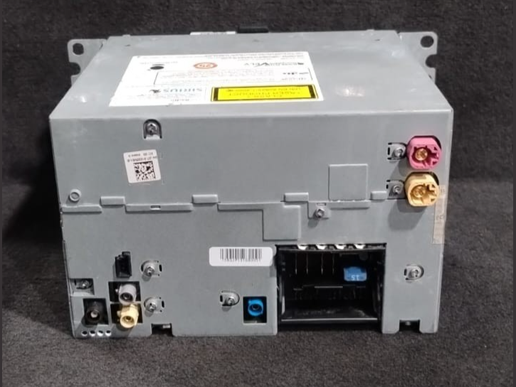 OE BMW E82 E88 E90 CIC SAT NAV COMPUTER NAVIGATION HEAD UNIT JAPAN - 9283431