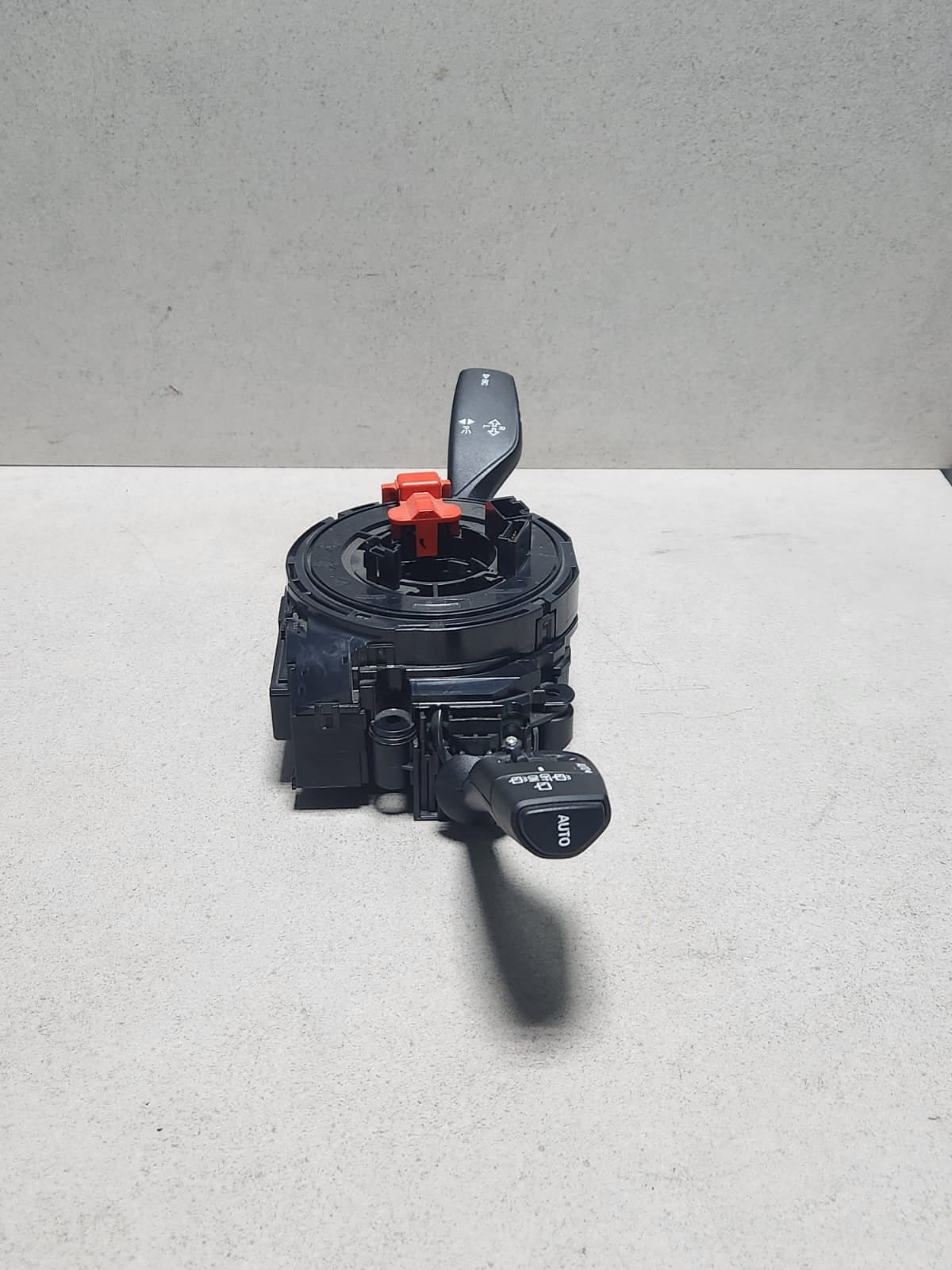 Genuine 2015-2020 BMW X1 Indicator Wiper Stalk Switch 6827370 X5 F15 F85 X1 X2