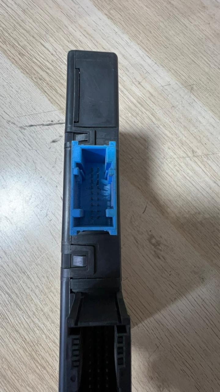 2011-16 BMW Central Gateway Control Module 9321879 5 Series F10 and 6 Series F06