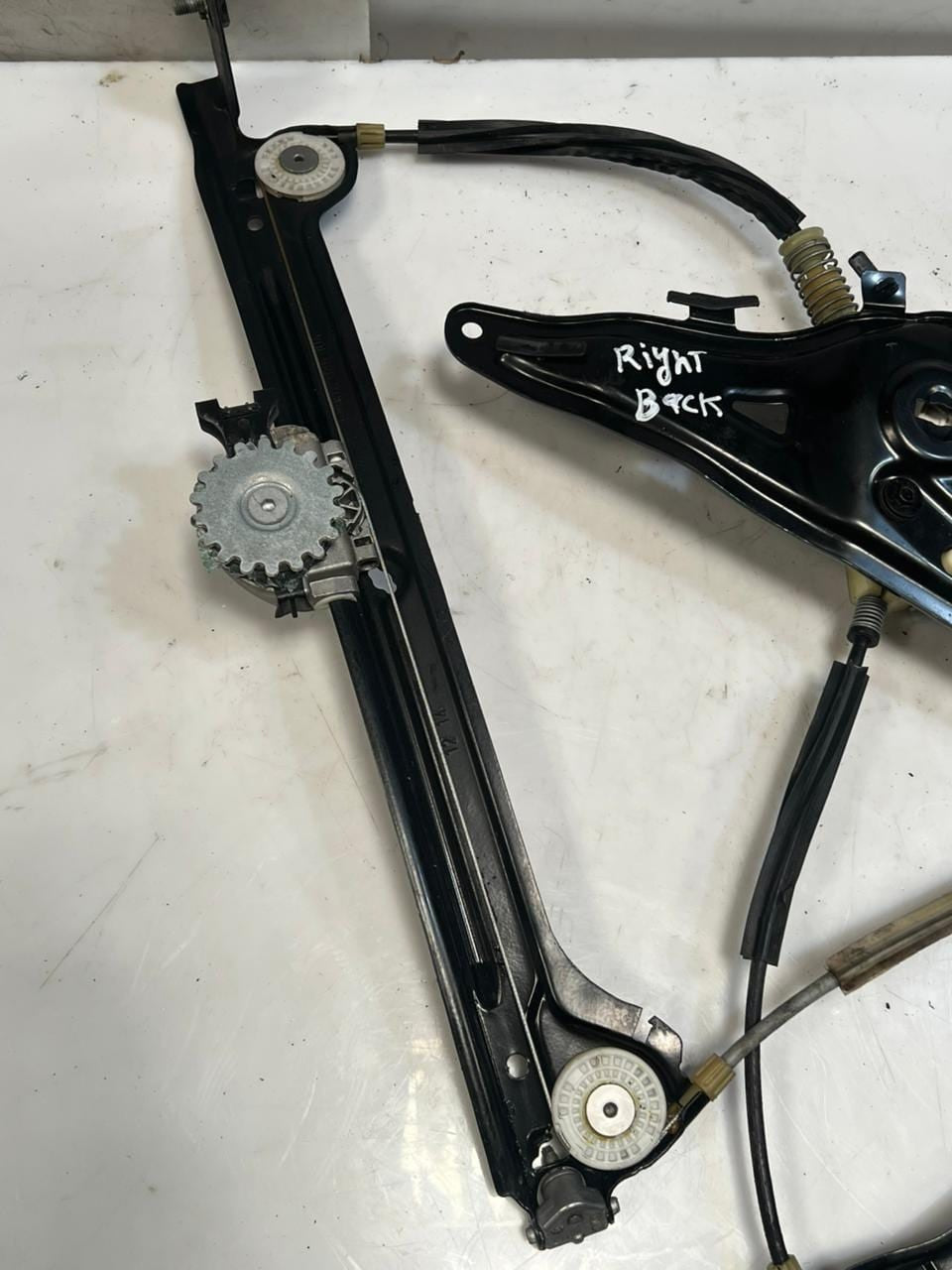 2013-2018 BMW 650i GT F07 6' F06 Rear Right Door Window Regulator 7275400 OEM