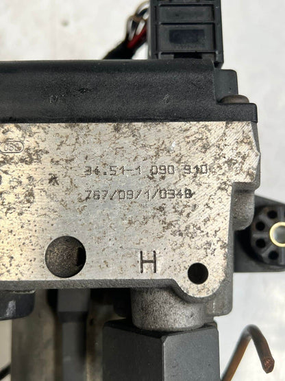 1997-2000 BMW 528i 5 Series E39 Abs Brake Pump Module 0265217000 1090910 OEM