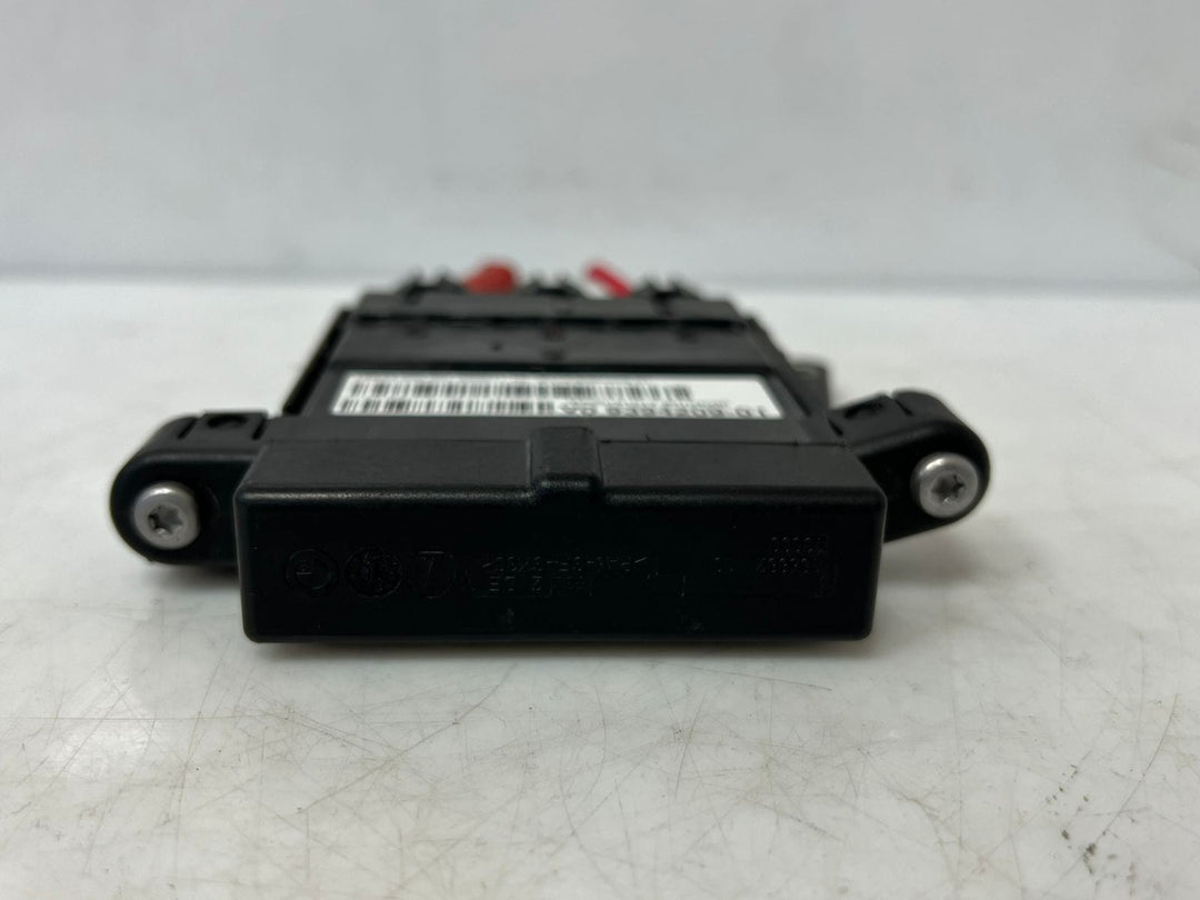 BMW B+ G32 640iX GT Distribution Control Unit Module 9394209 OEM