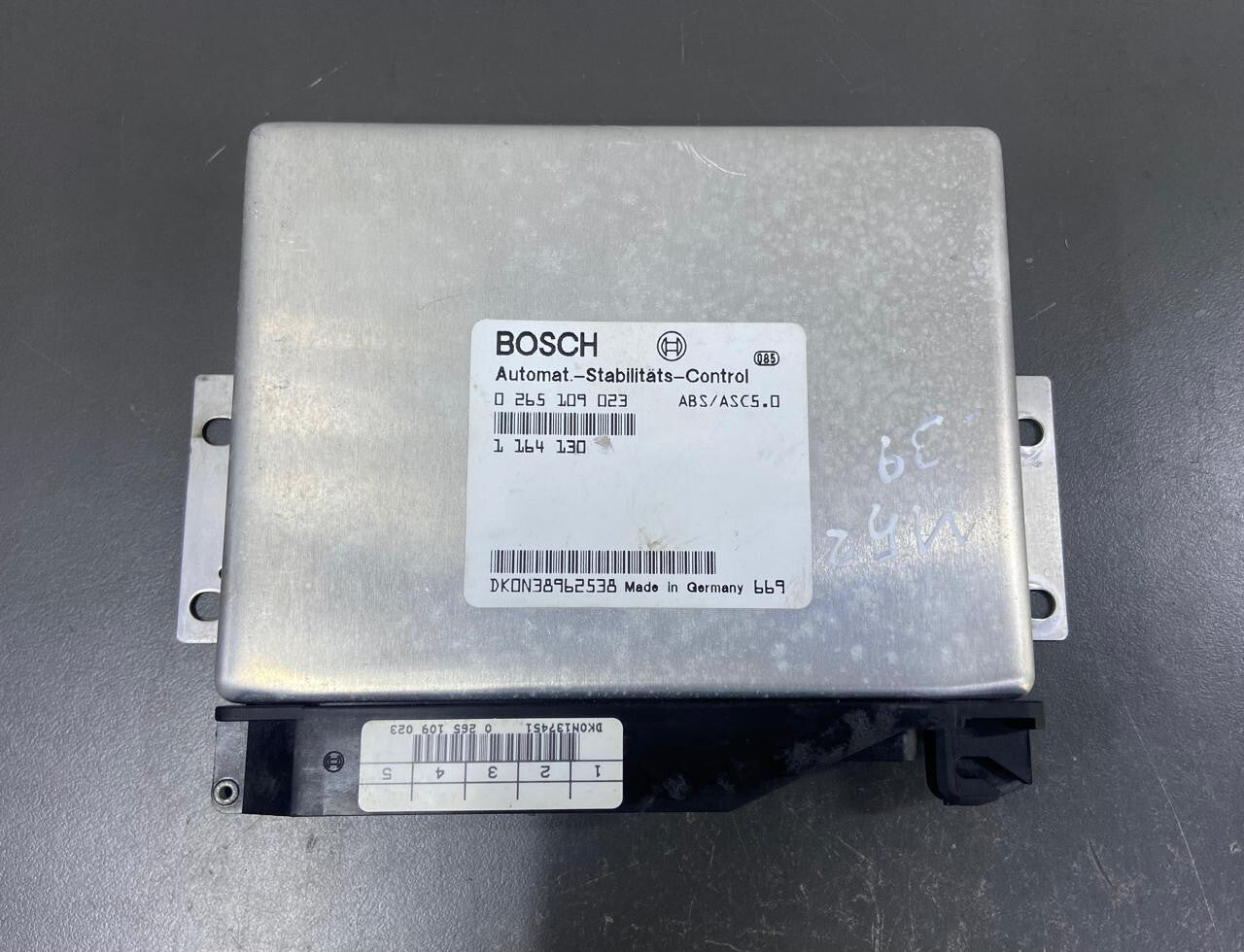 OEM BMW E39 M52 ABS CONTROL UNIT MODULE 1164130 BOSCH