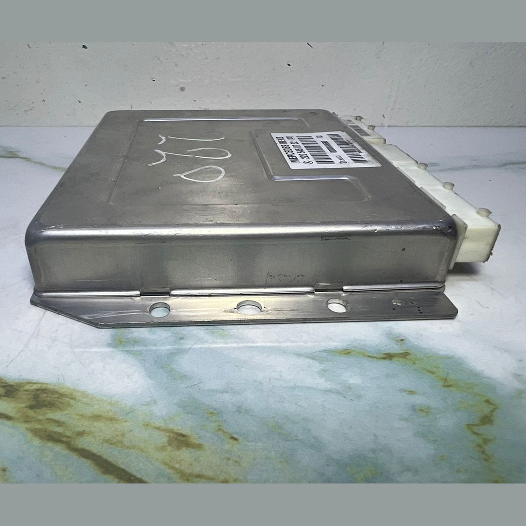 Mercedes Air Suspension Control Unit A2205450732 W220 S-Class