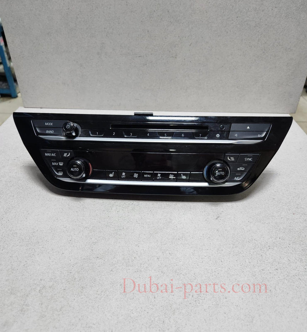 2017-2020 BMW 530i Climate Control Switch 6834441 5 Series G30 G31