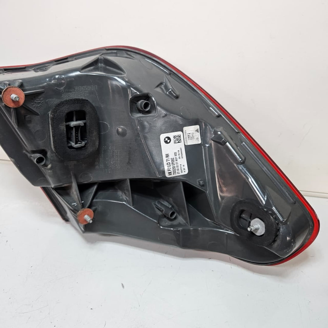 7300268-BMW 7 Series F01 F02 F03 F04 Rear Right Taillight Assembly OEM