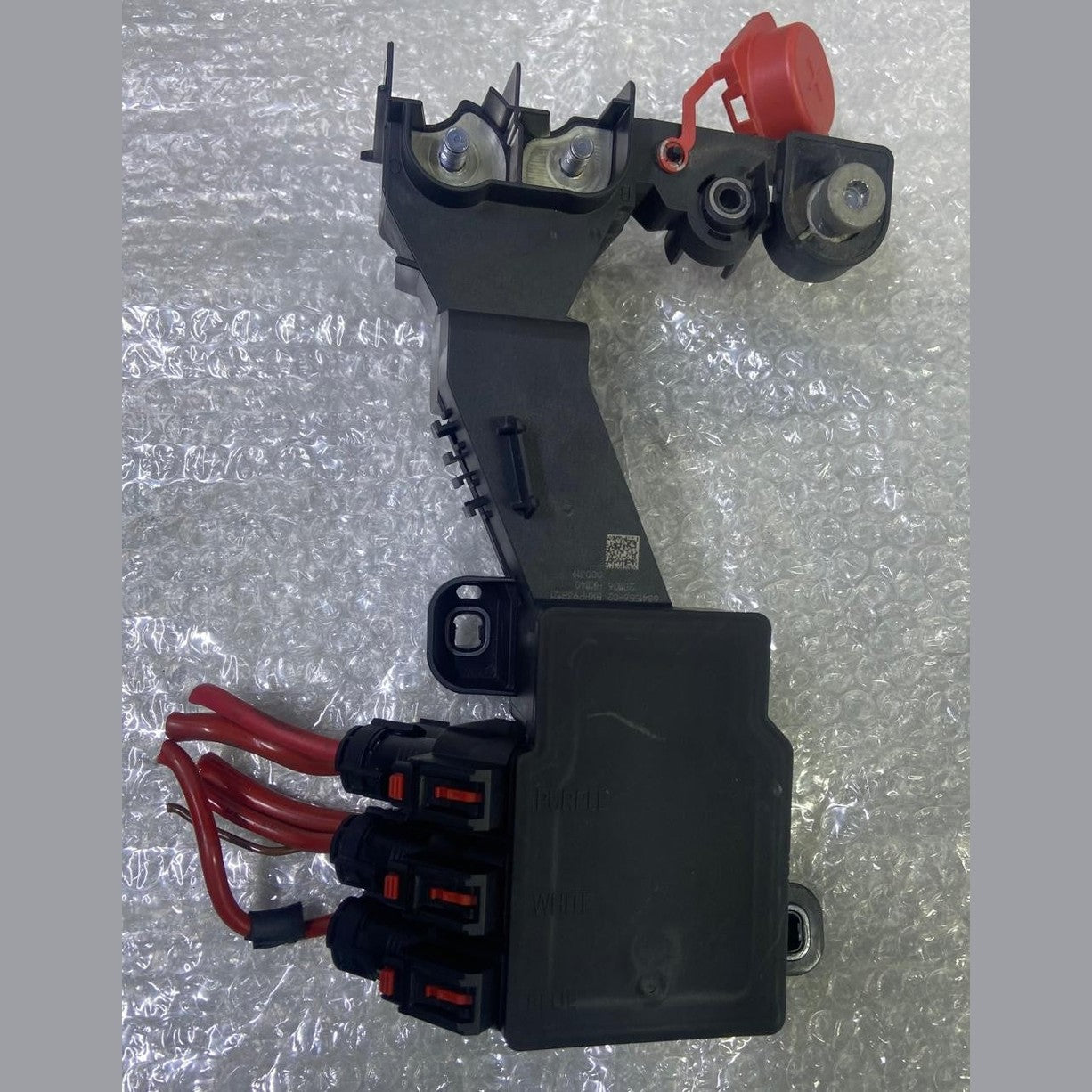 OEM BMW X5 X6 G05 G06 BATTERY VOLTAGE JUMP START TERMINAL POINT 6841556