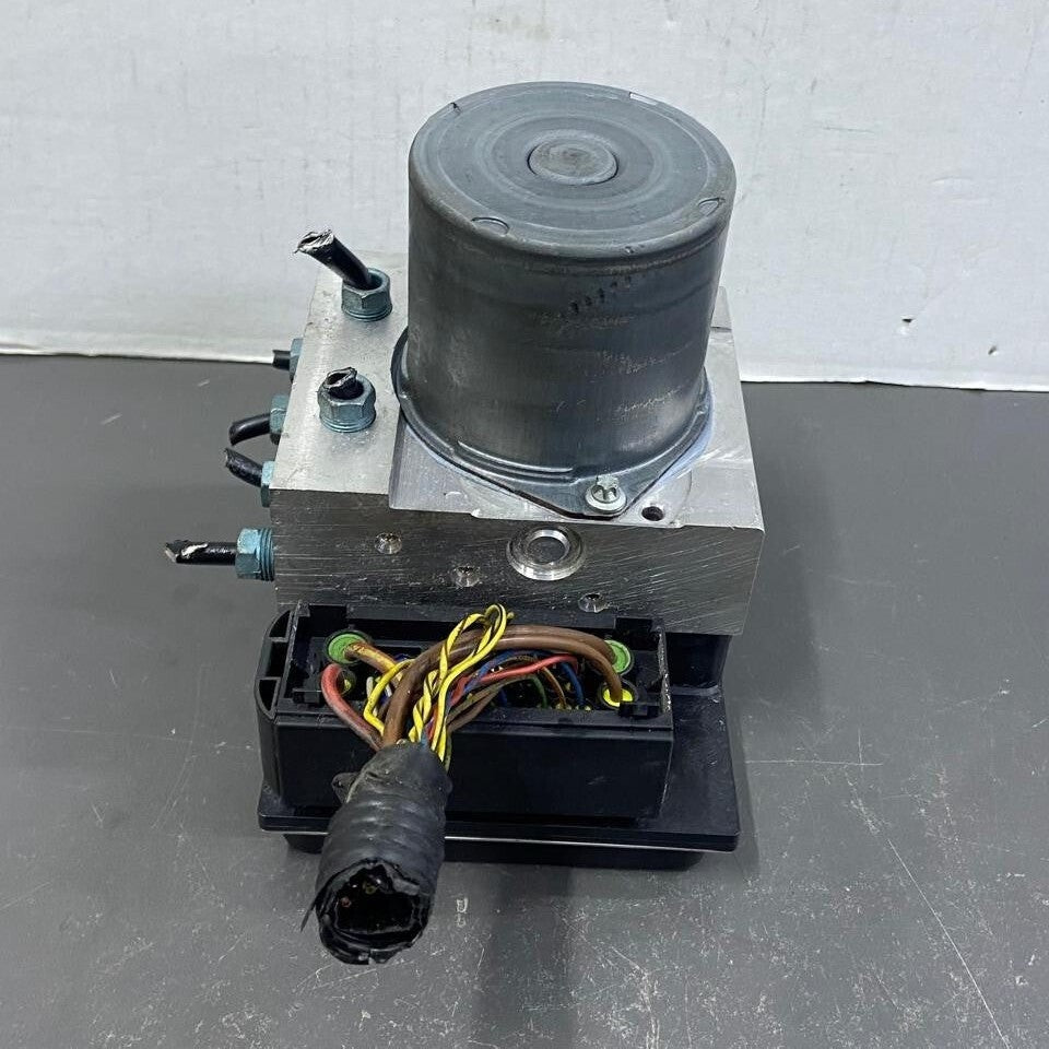 OEM Brake Pump BMW X1 E84 Hydraulic Unit ABS Pump Module 6860214 6860215