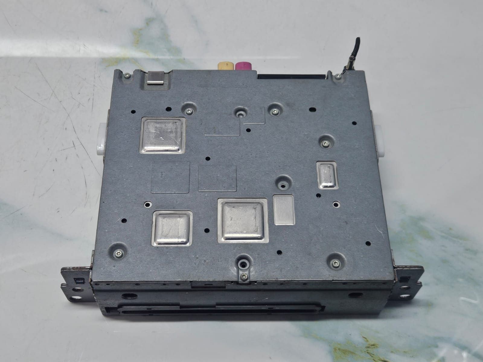 10-12 OEM BMW 5 F10 F11 HU CIC MID BUSINESS CD PLAYER SYSTEM CONTROLLER 9237202