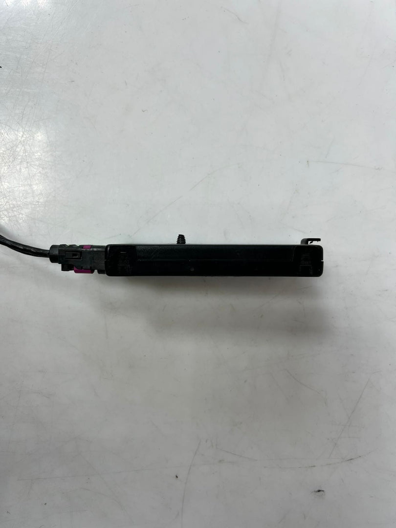 2015-2018 BMW X4 2.0L or 3.0L Diversity Antenna Amplifier 9291374 OEM