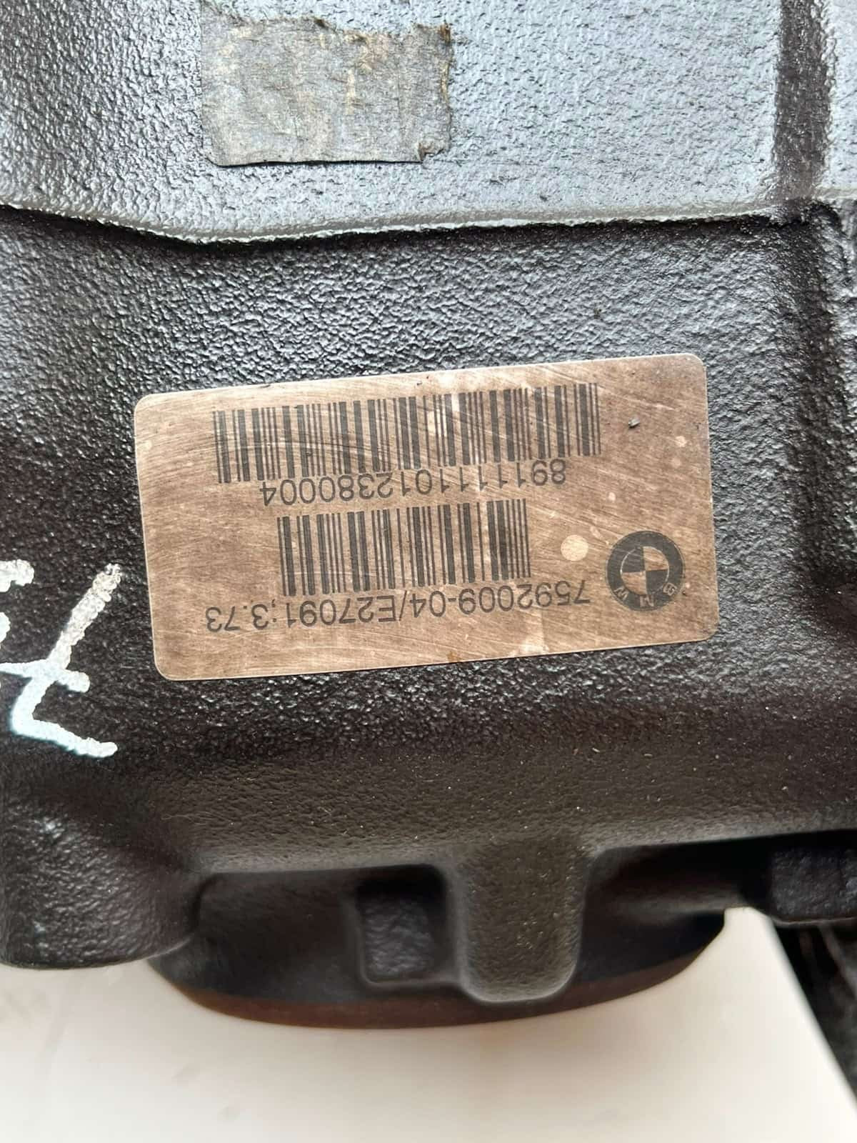 2010-2017 BMW X3 F25 X4 F26 with 3.73 ratio Rear Differential DIFF 7592009 OEM