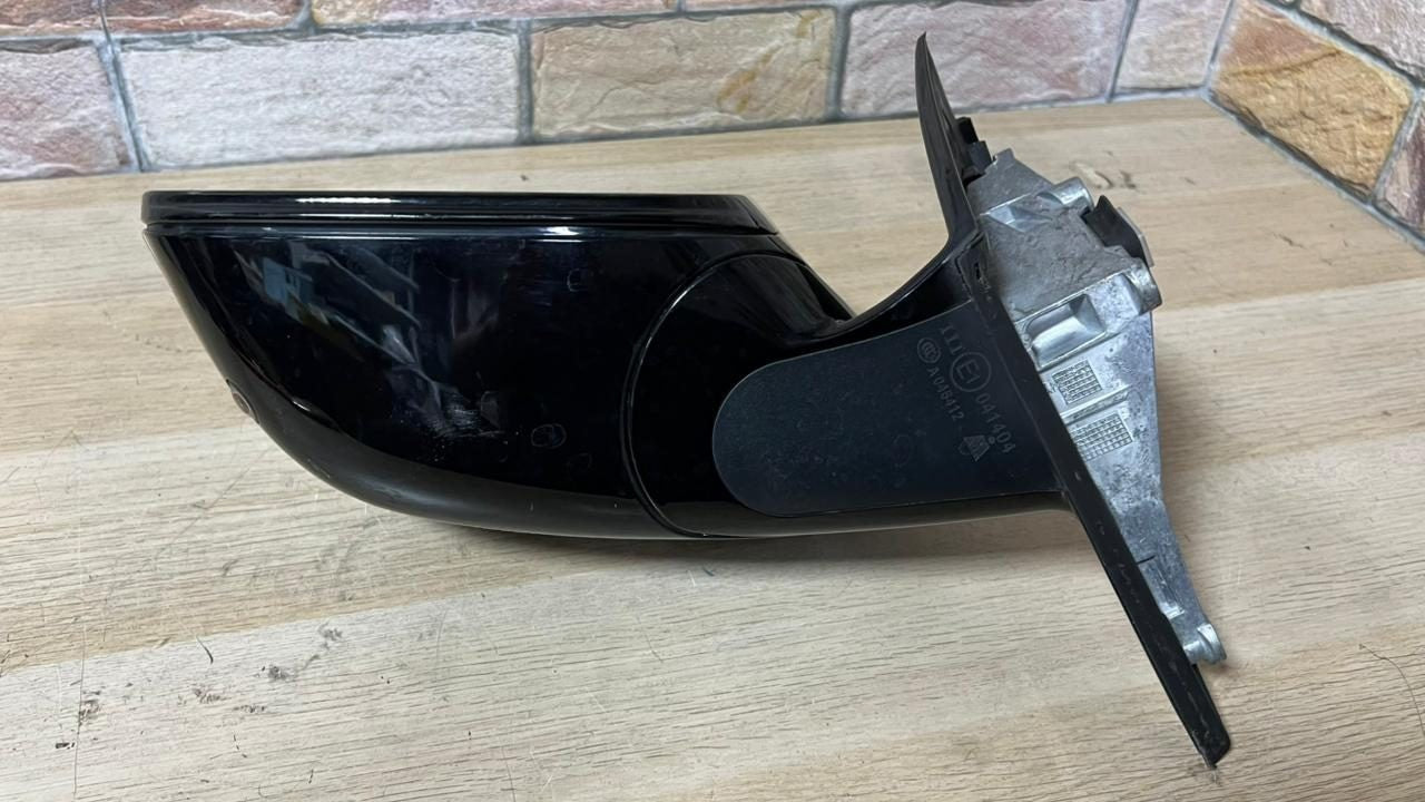 2016-2019 BMW 550i G30 RHD PASSENGER Side View Mirror 046412 CAMERA BLIND SPOT