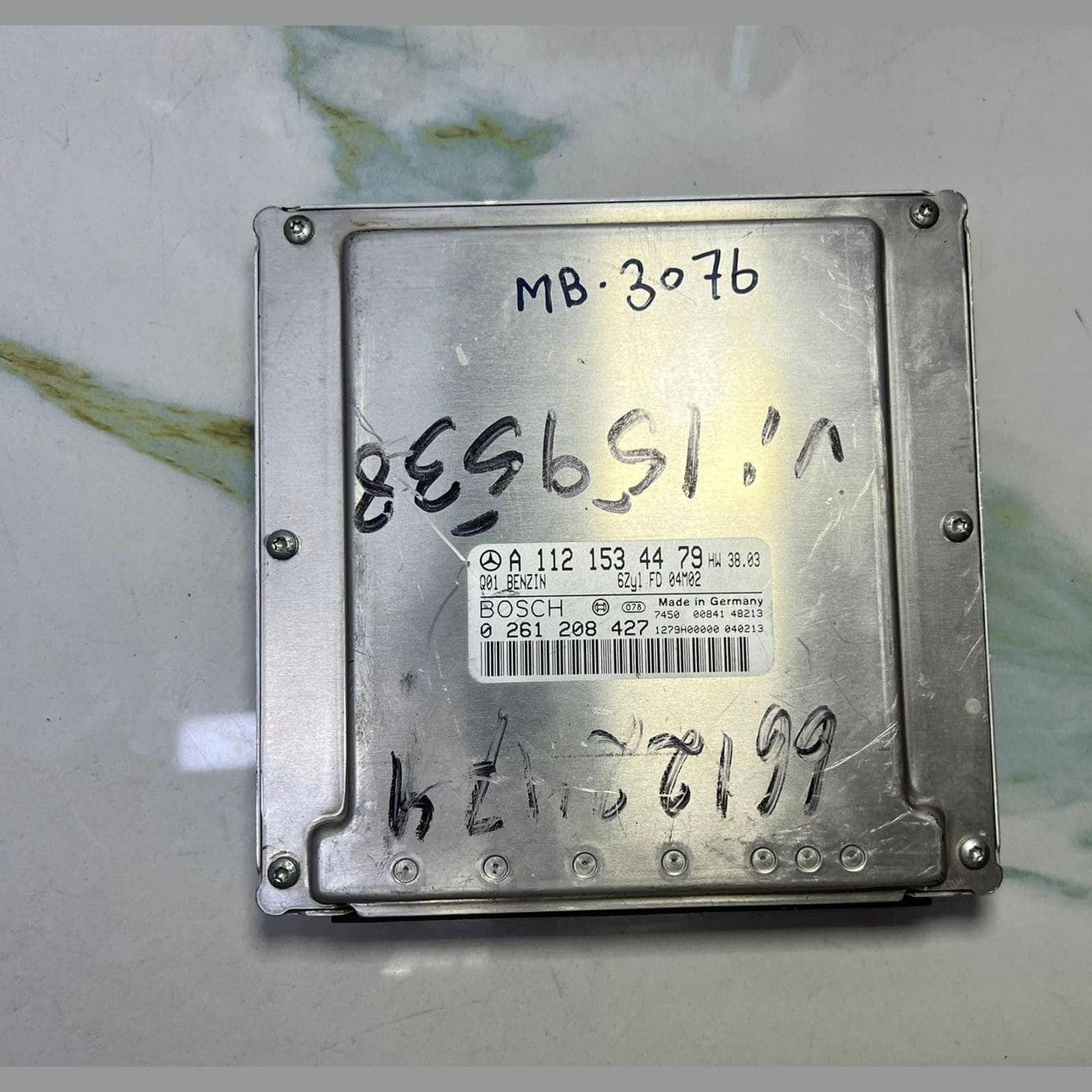 2001-2003 Mercedes ML320 Engine Control Unit A1121534479 E Class W211 and ML320