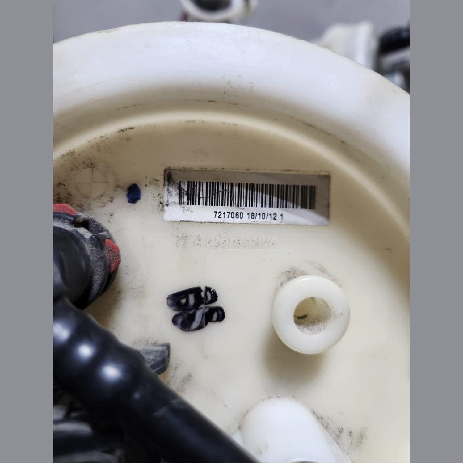 BMW Fuel Pump 7217060 5 Series F10 and F11