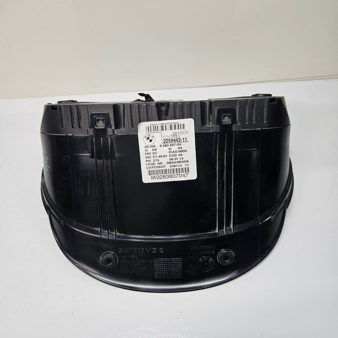 2010-2015 BMW X1 E84 Speedometer Instrument Cluster 9283807