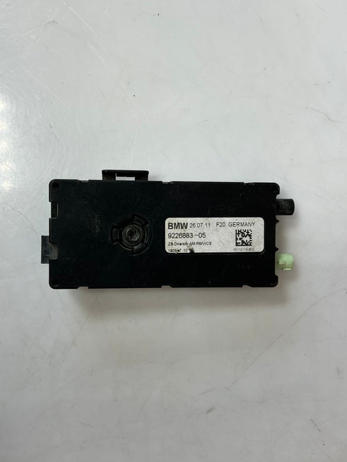 BMW F20 radio signal Antenna Amplifier AM/FM 9226883 OEM