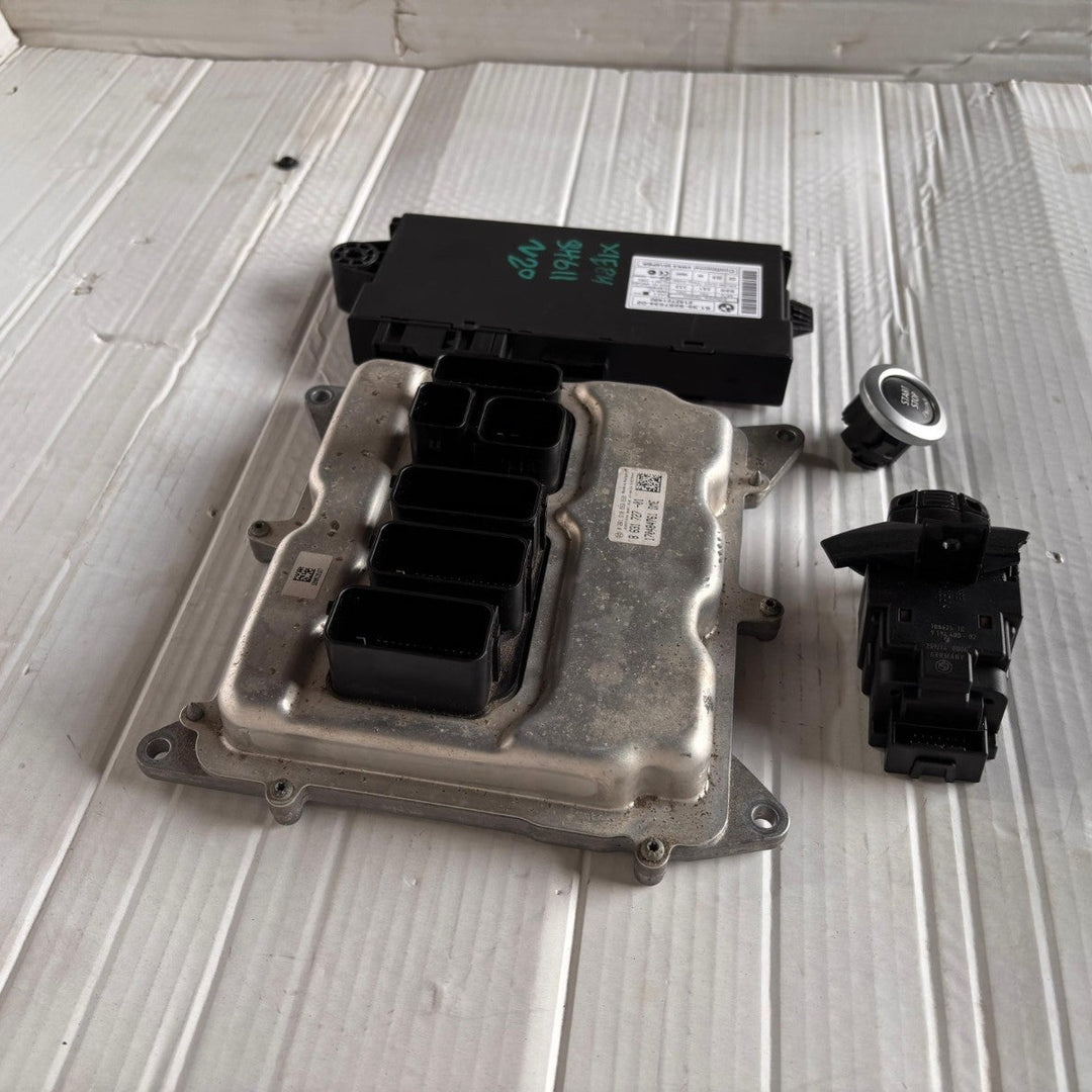 BMW X1 E84 N20 18i 156HP ENGINE CONTROL UNIT ECU 8631727
