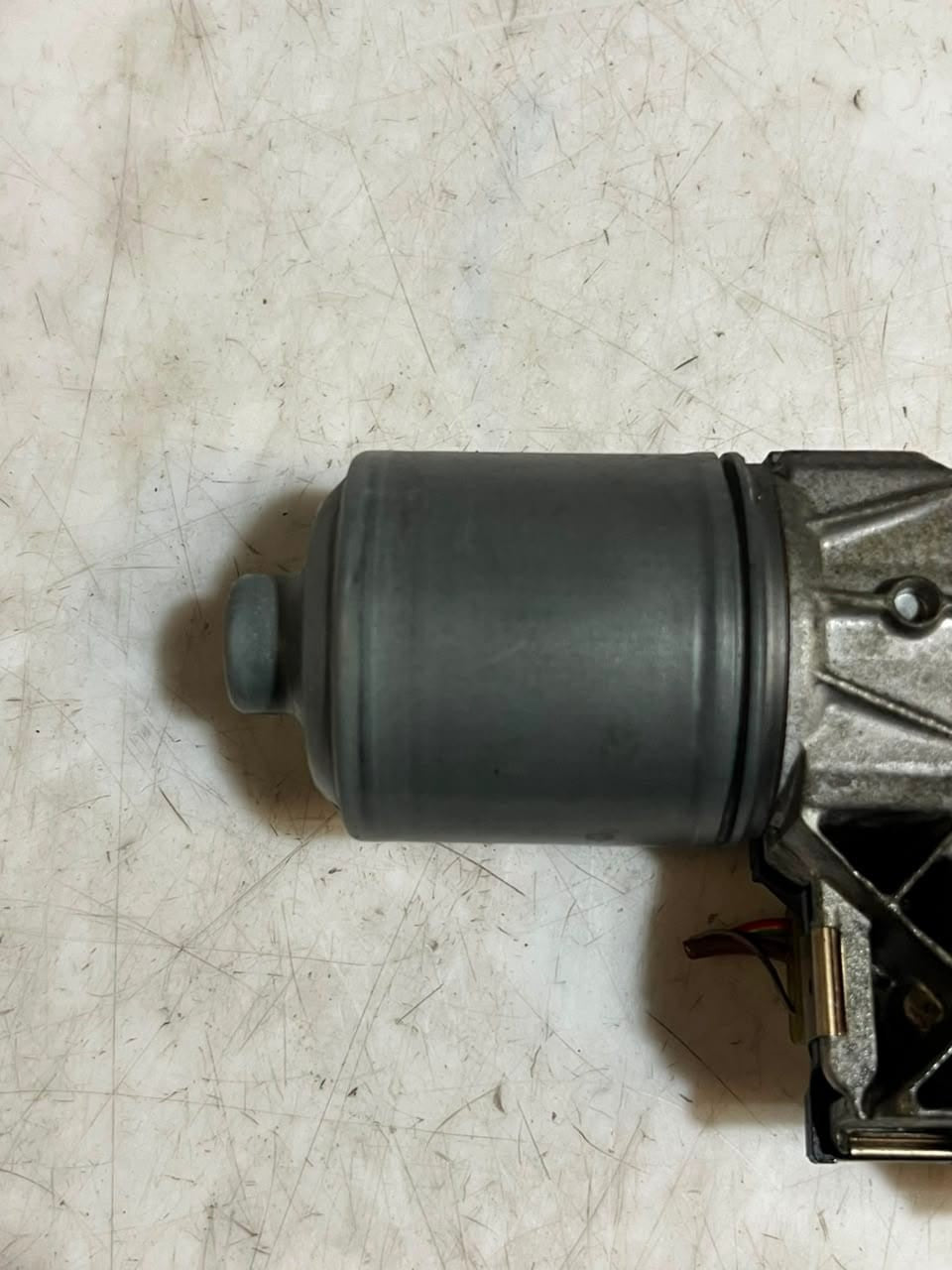 2011-2016 BMW 5 Series F10 F11 Front Wiper Motor and Linkage 7305562 OEM