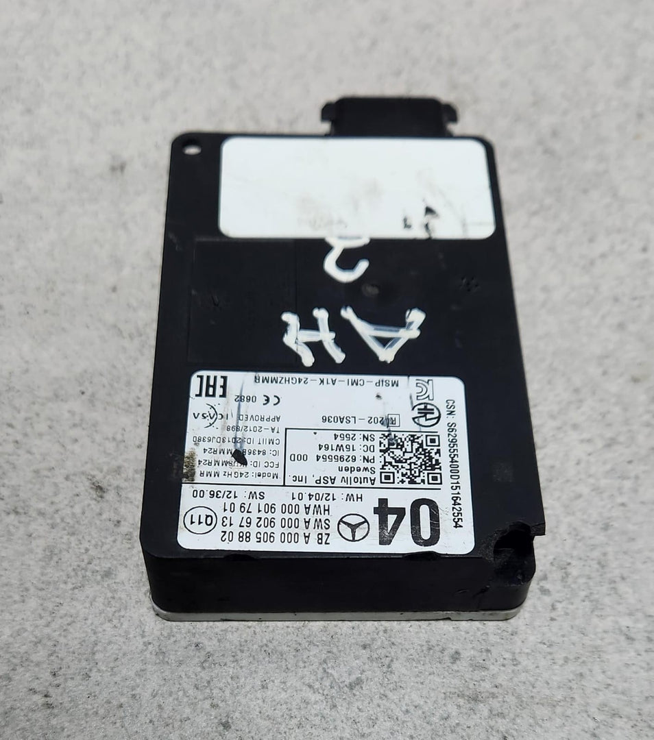2014 Mercedes-Benz E63 AMG Blind Spot Radar Sensor A0009058802 W166 GLE W212 E63
