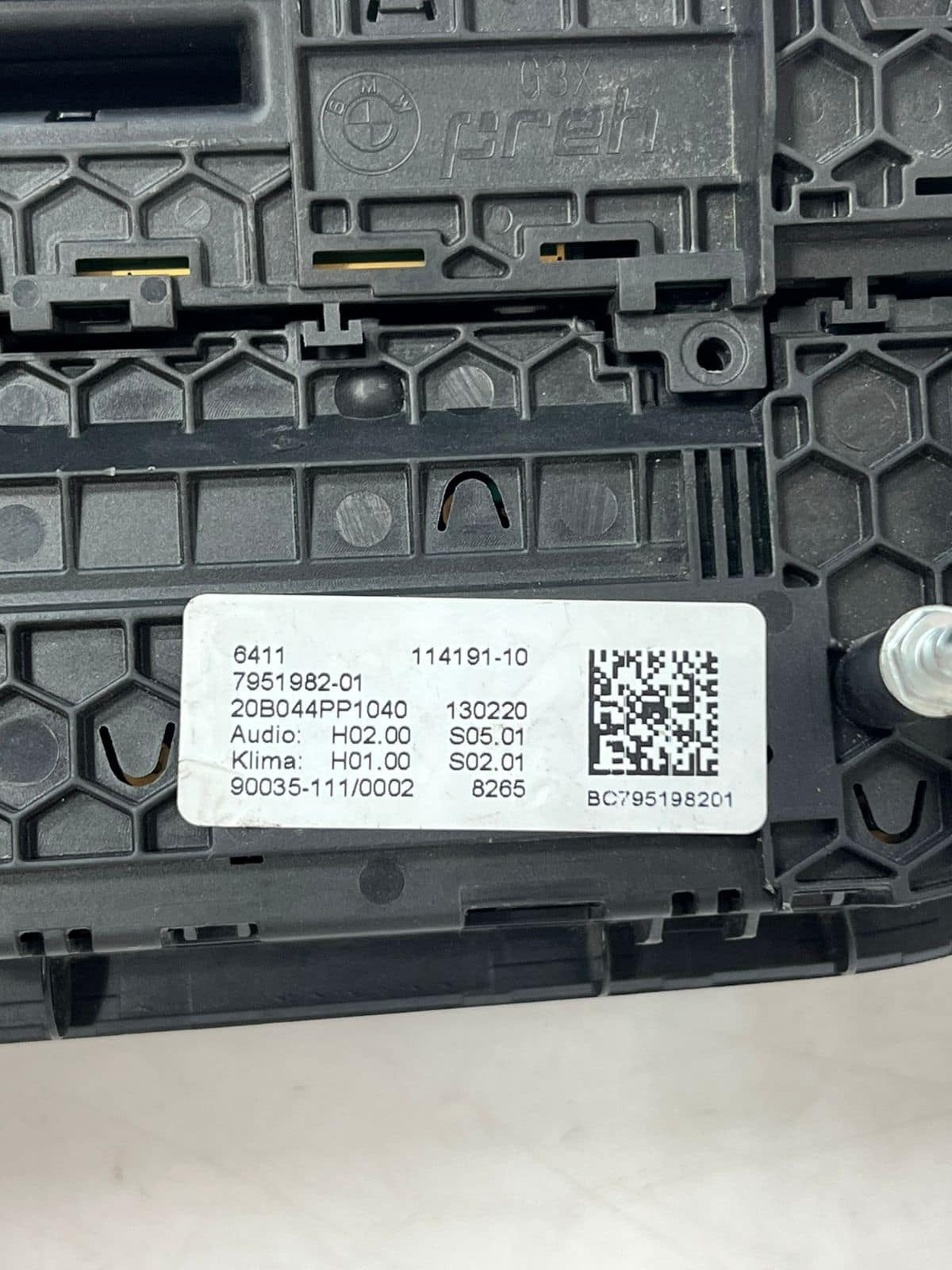 2018 BMW X3 G01 X3, G02 X4, F97 X3M, F98 X4M iX3 Climate Control Panel 7951982