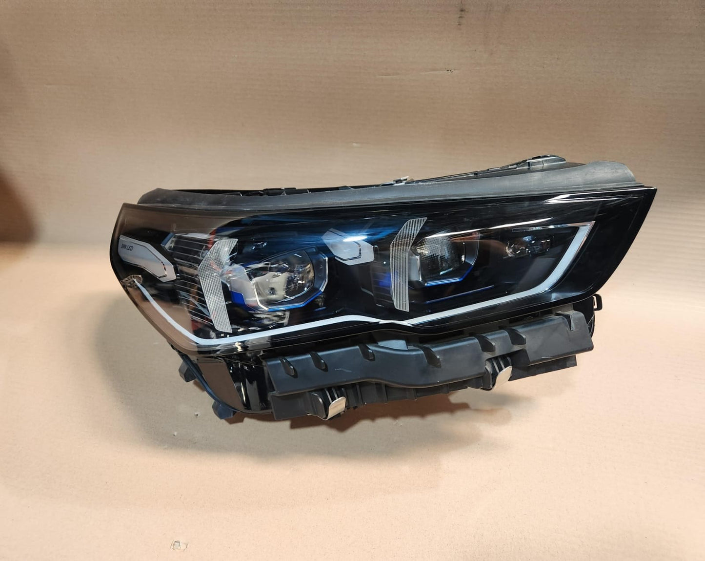 Genuine BMW Adaptive LED Headlight 5A798D2 5 Series G60 G61 and M5