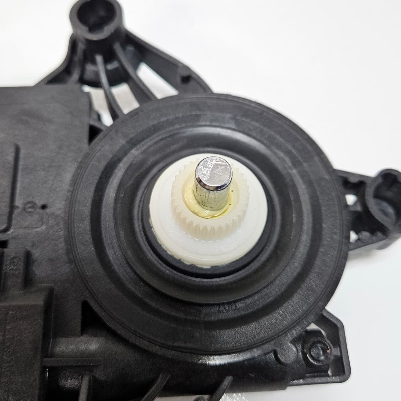 2020-2024 BMW M340i 330i M3 Window Lifter Motor 8495869 Front Left