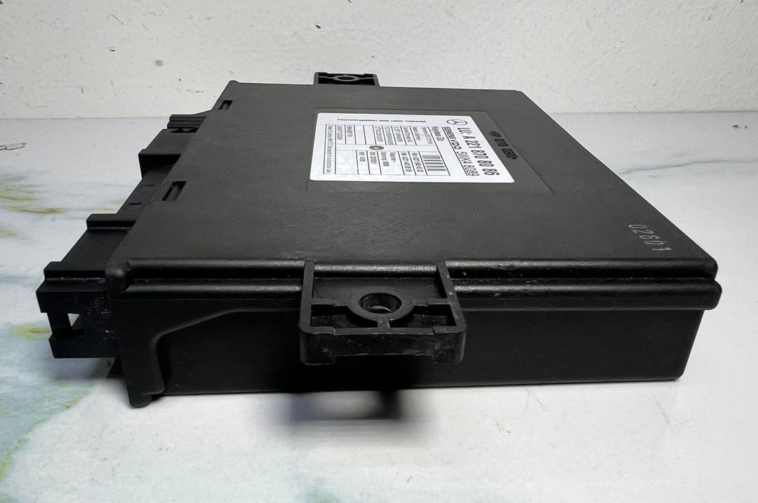 2007-2010 Mercedes-Benz W221 S-Class S550 Keyless Go Control Module A221 8708086