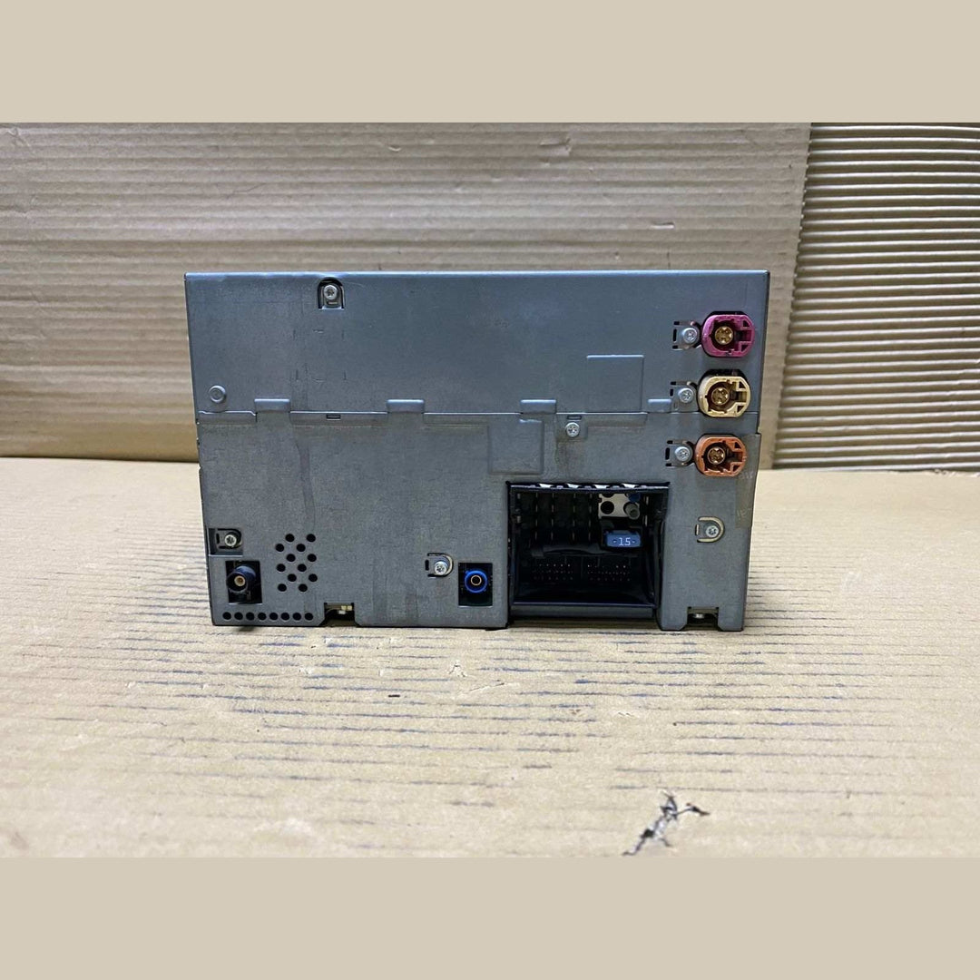 BMW CIC Head Unit 9257008 F01 F02 F10 F11 F06 F12 models. OEM Harmon Becker